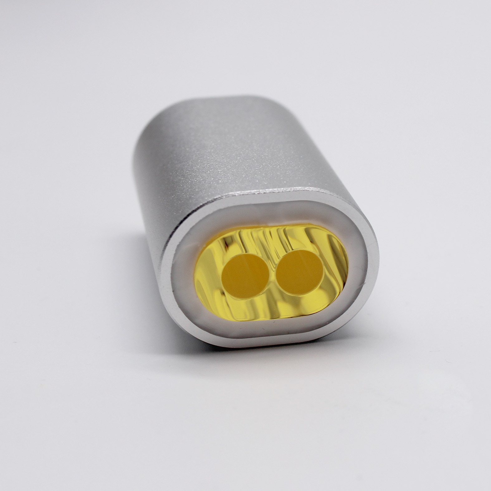 Samarium-doped quartz BaSO4 aluminium laser flow tube for high-power laser systems
