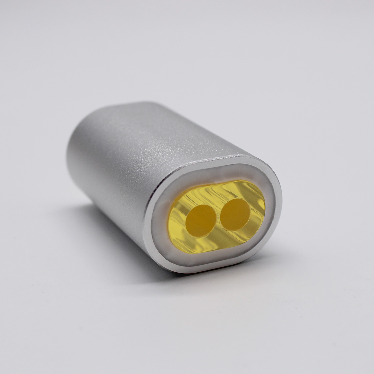 Samarium-doped quartz BaSO4 aluminium laser flow tube for high-power laser systems