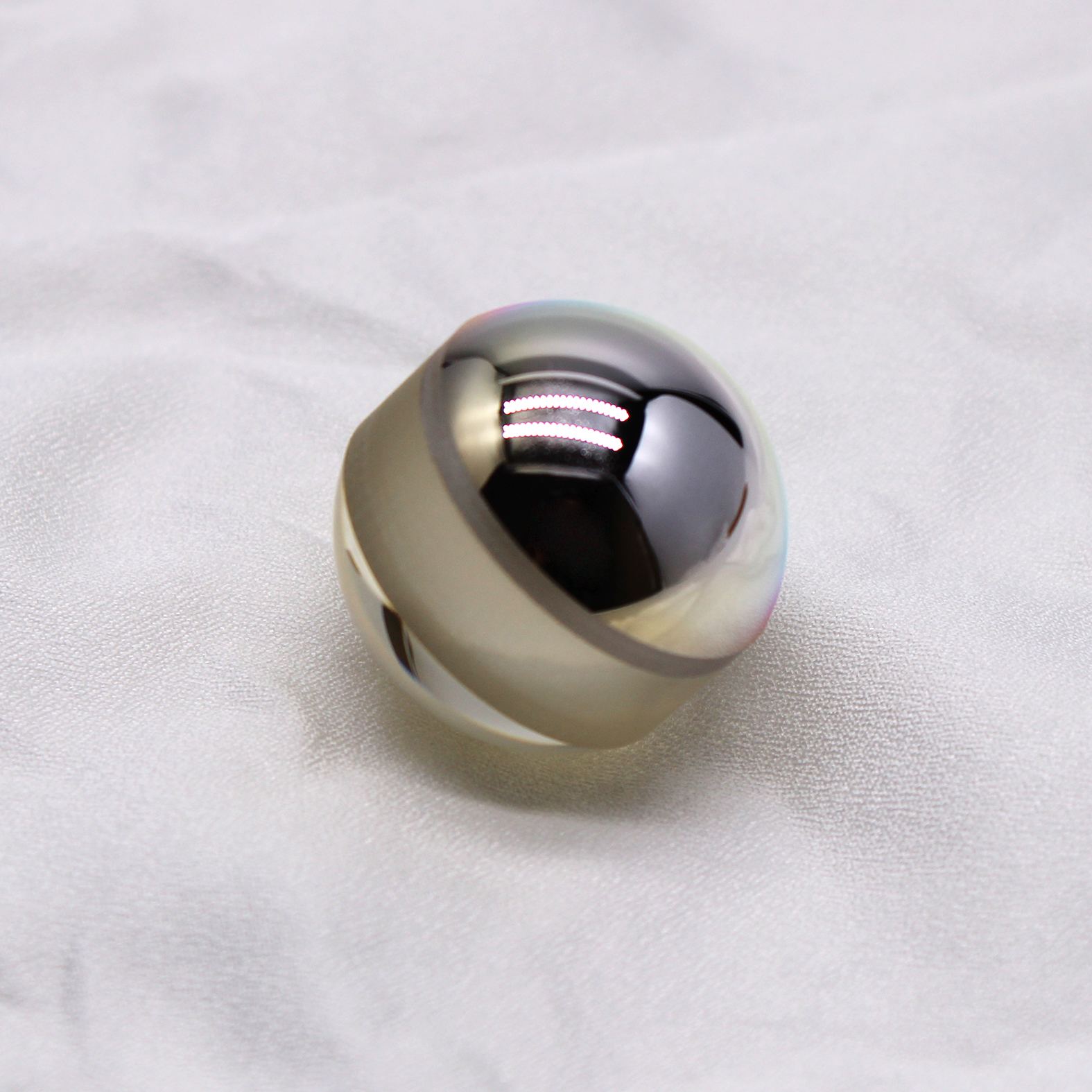 optical glass Cat’s Eye reflector made of H ZLaF90 material diameter 29mm with high index and stable retroreflection