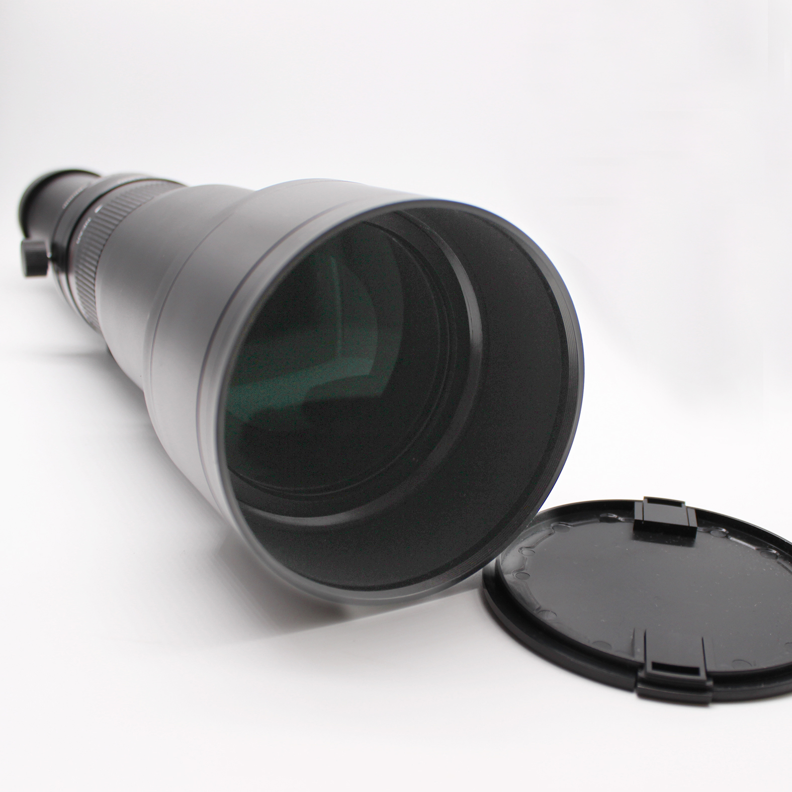 Zoom telephoto camera with 100X to 300X magnification and WIFI connection