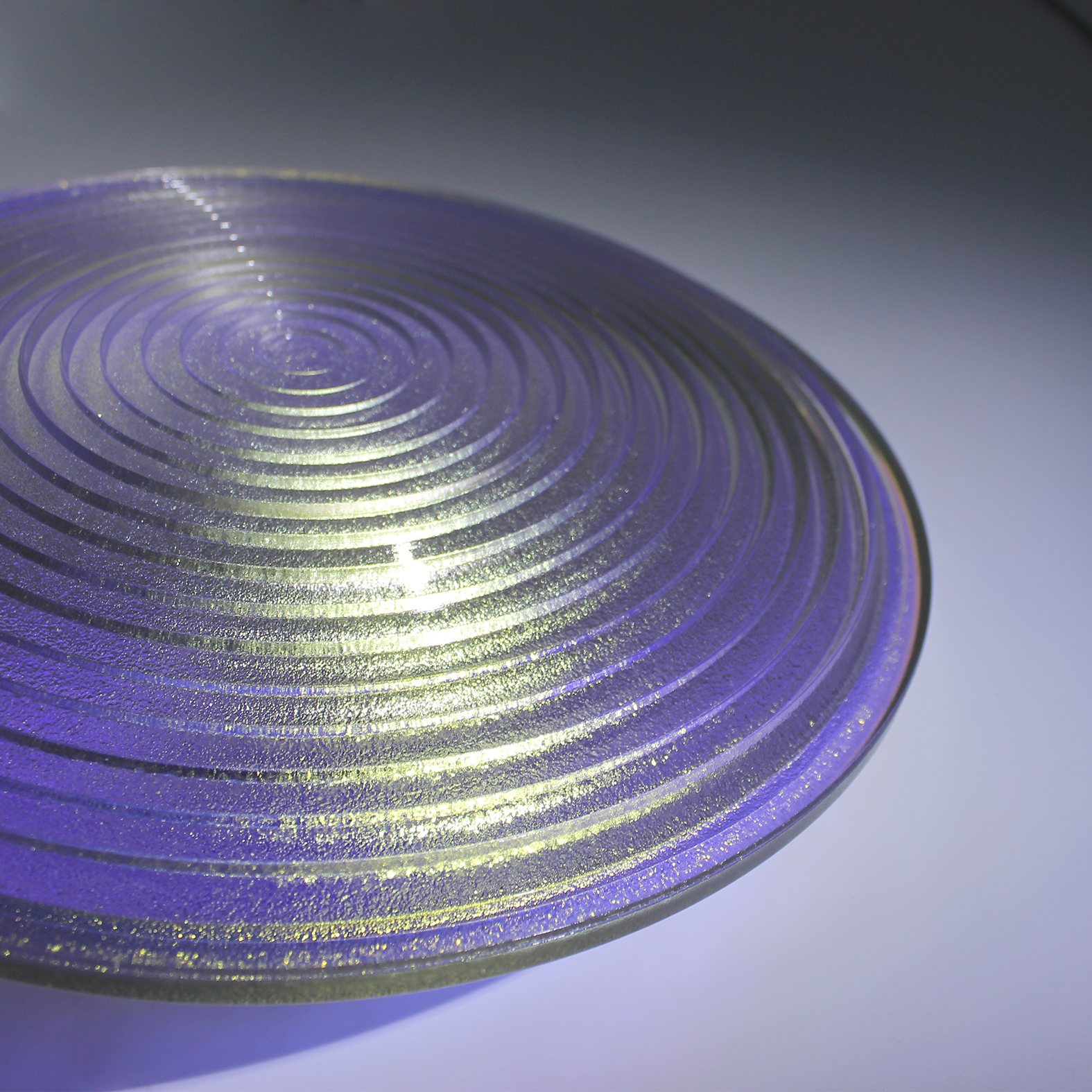 Precision Fresnel lens for LED lighting and optical systems