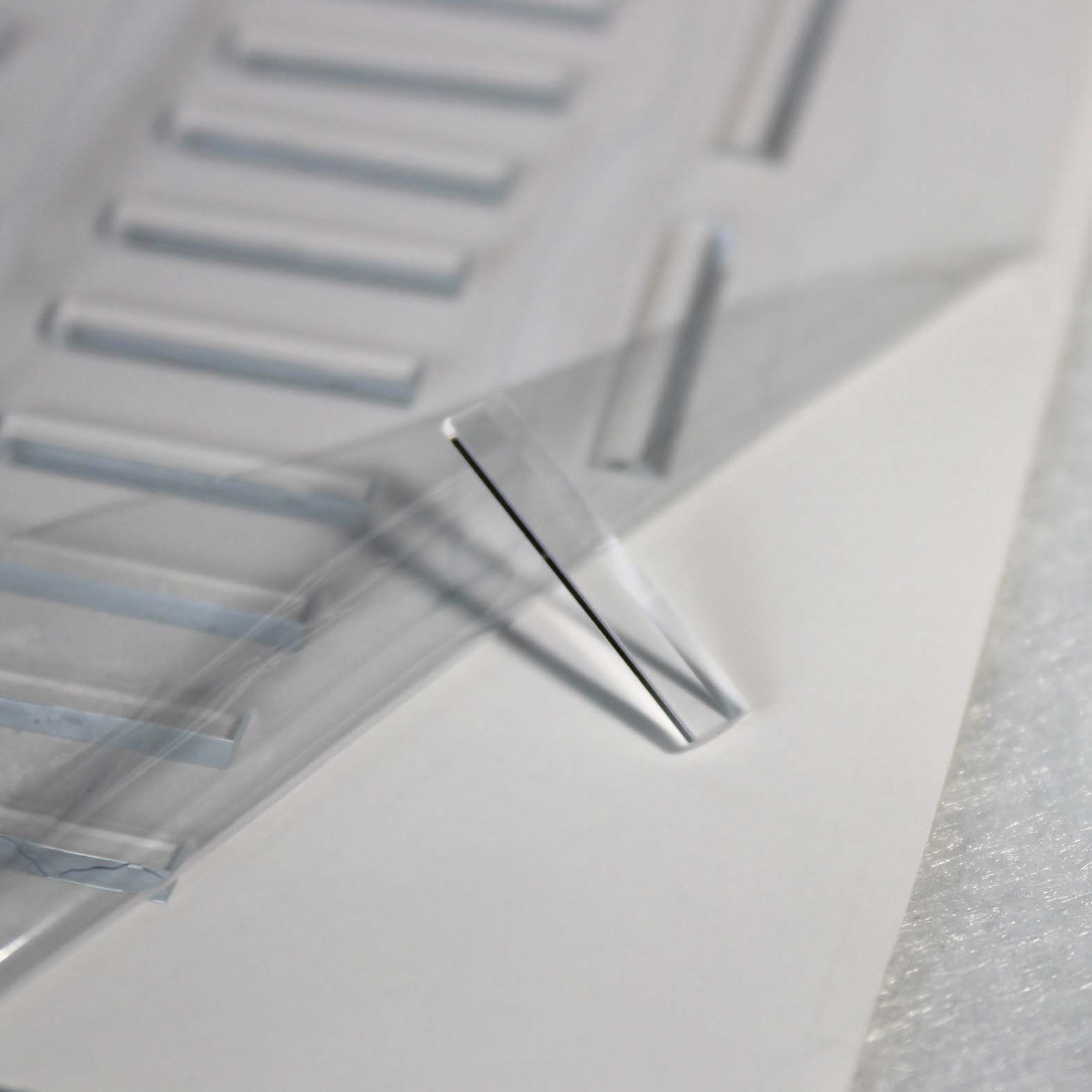Optical Dove prism for imaging and photonic applications