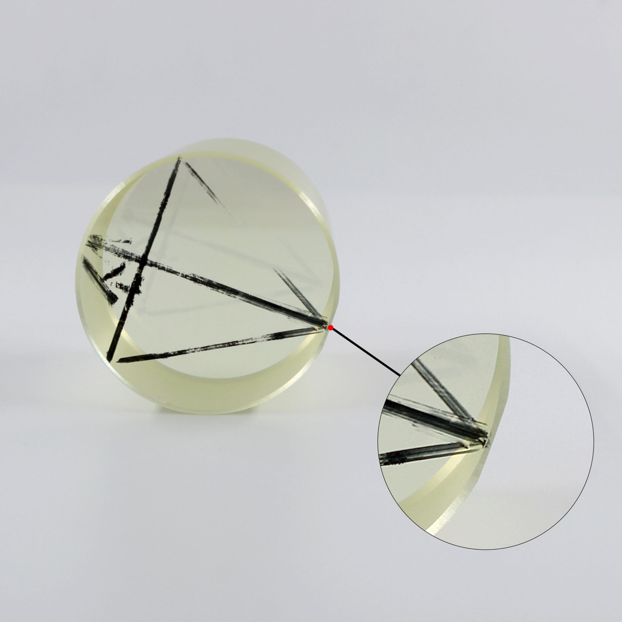 Lithium tantalate single crystal boule for piezoelectric and optical applications