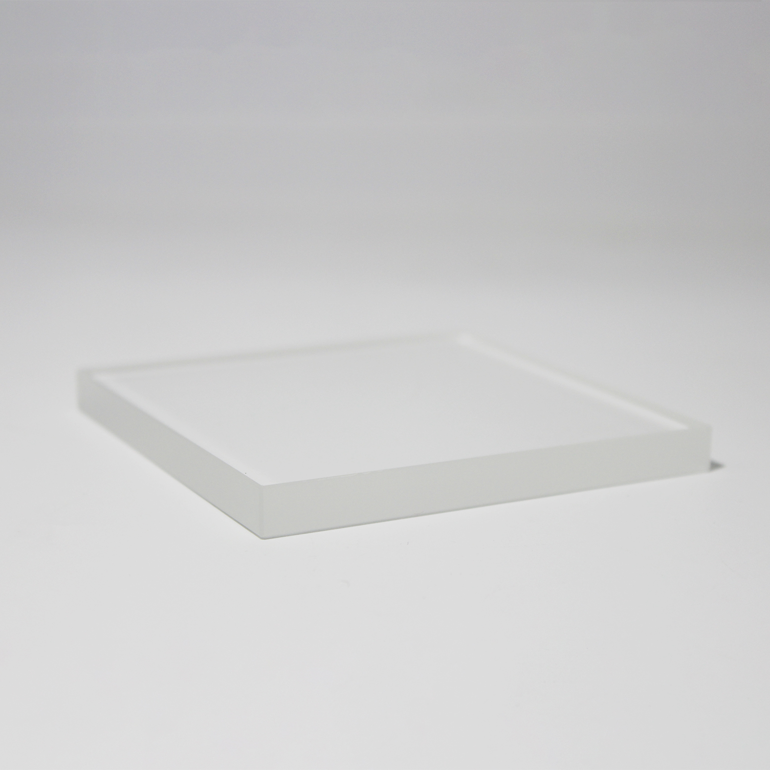 Square optical glass window for imaging and optical protection applications