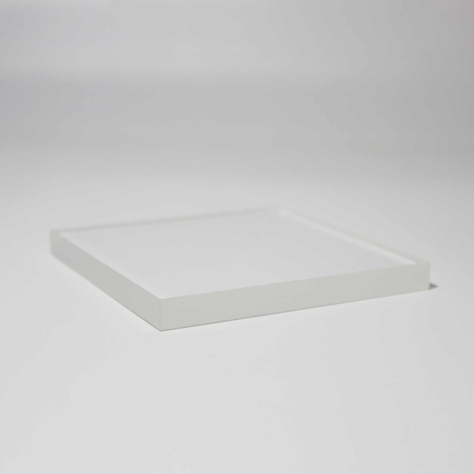Square optical glass window for imaging and optical protection applications