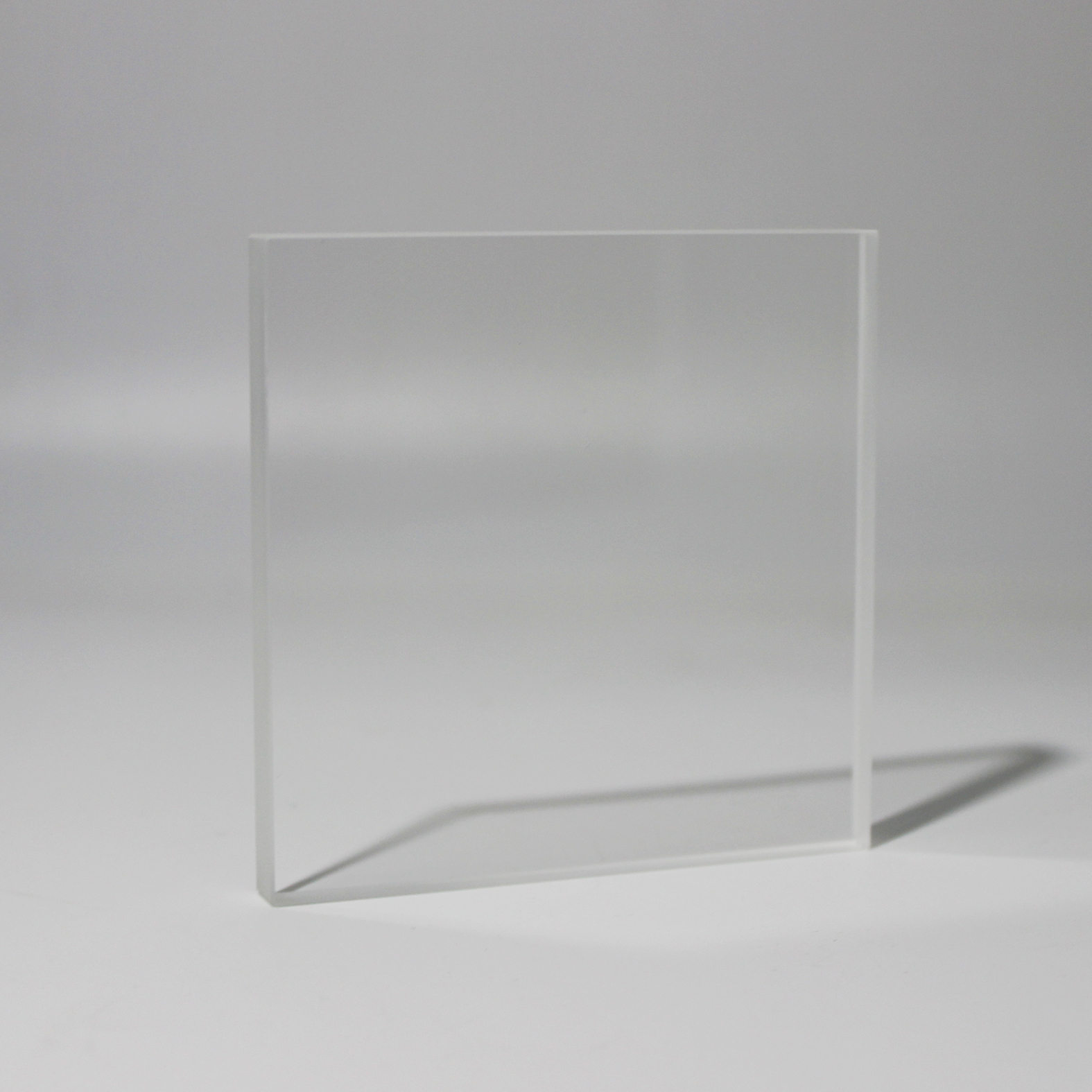 Square optical glass window for imaging and optical protection applications