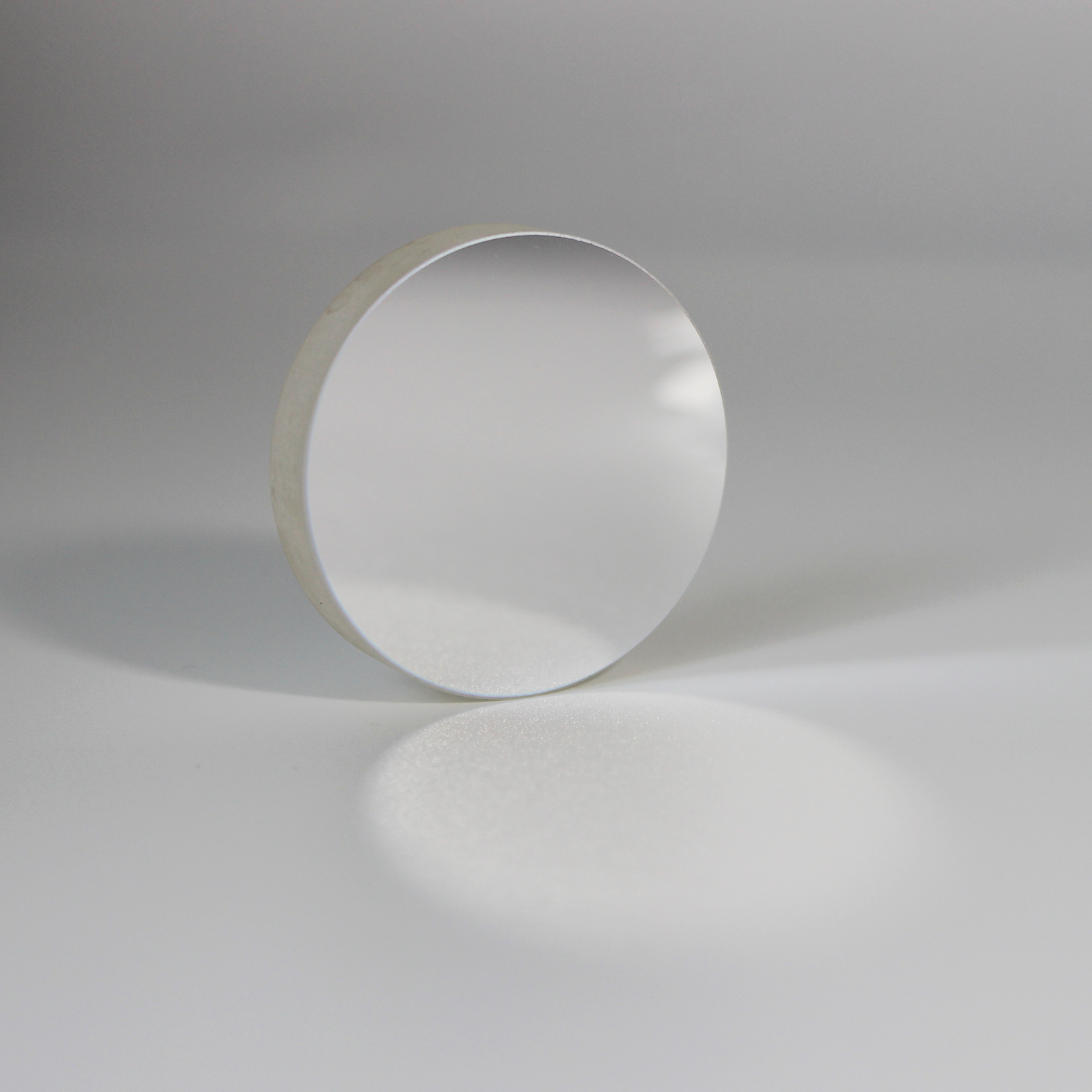 Plano concave mirror for precision optical systems