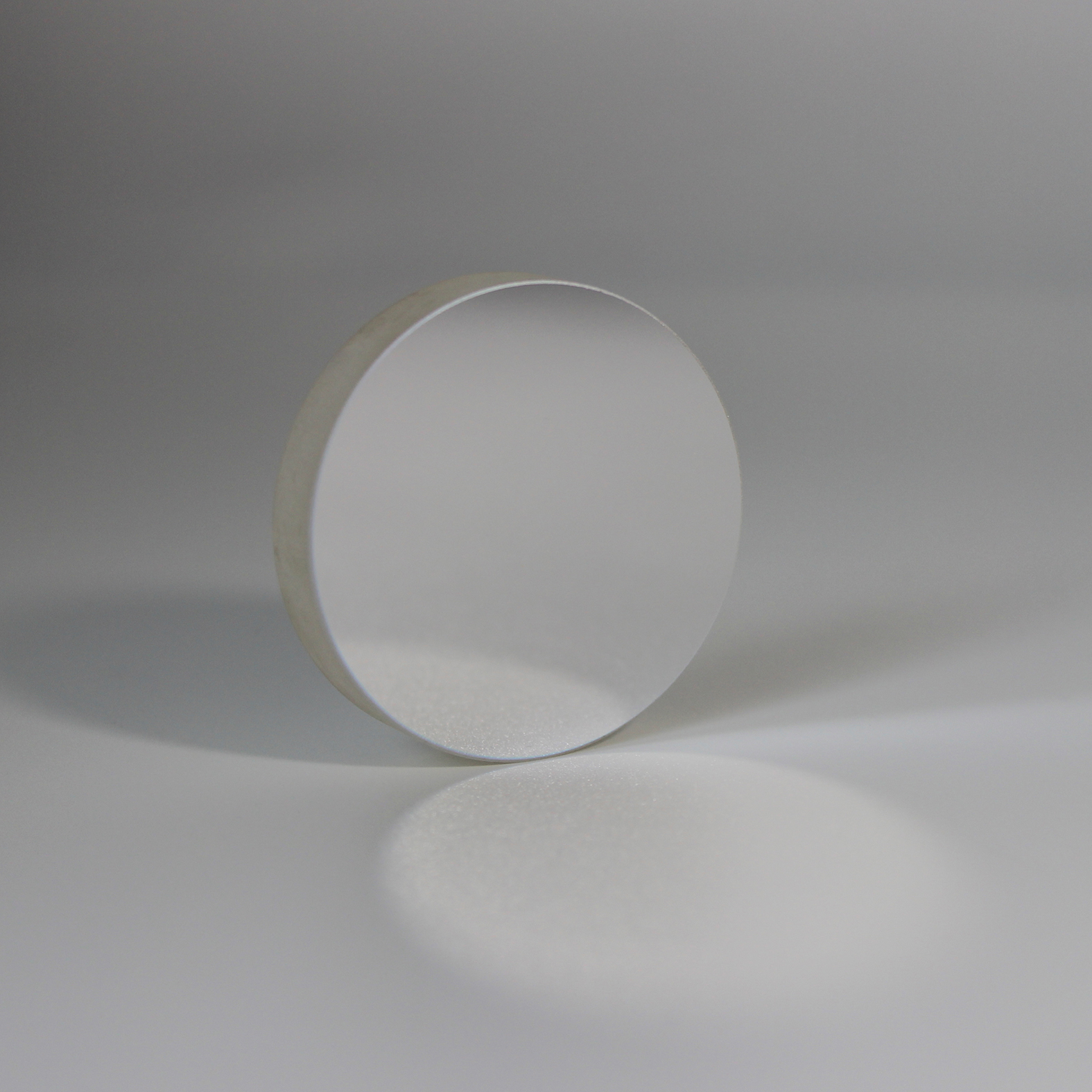 Plano concave mirror for precision optical systems