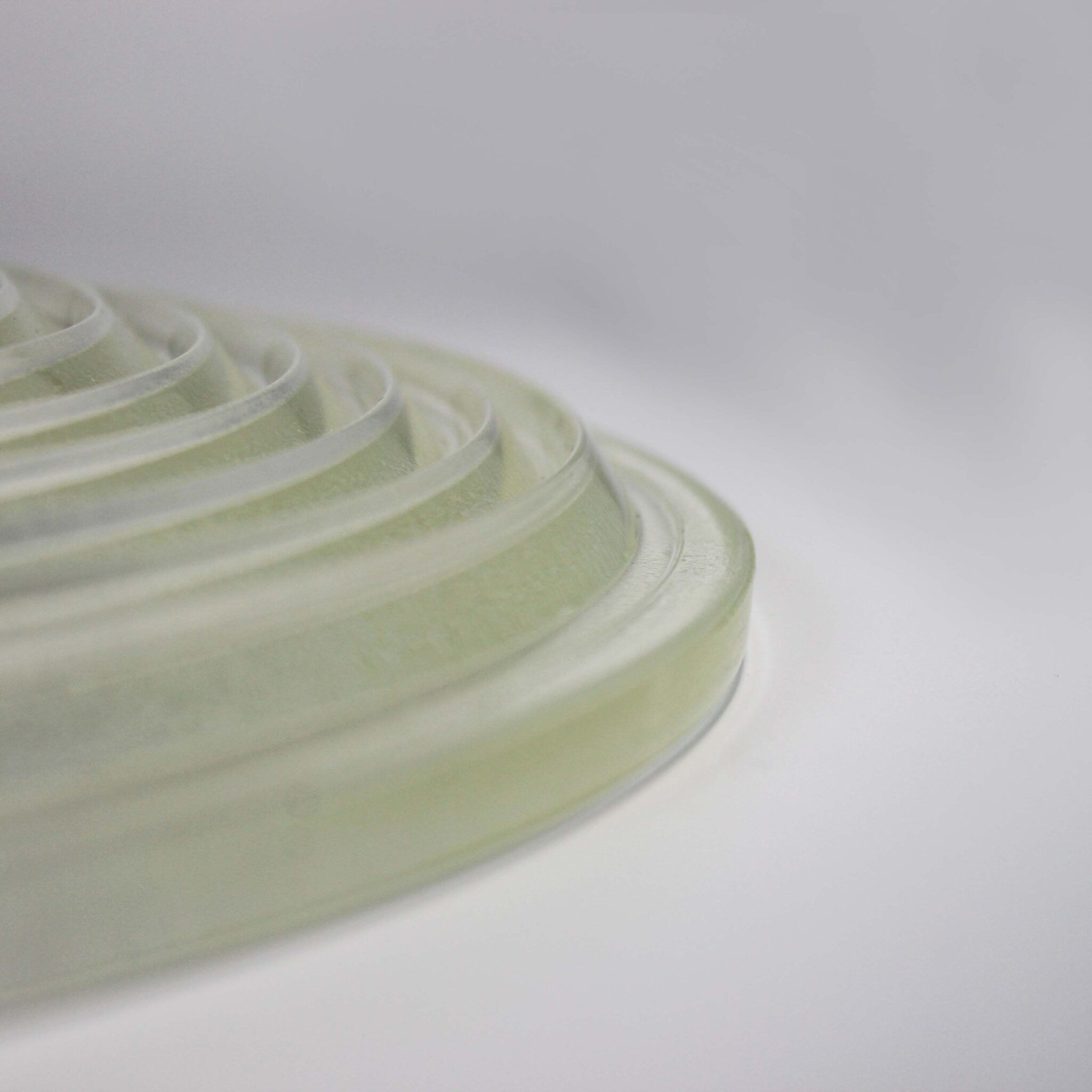 Glass Fresnel lens for optical light focusing applications