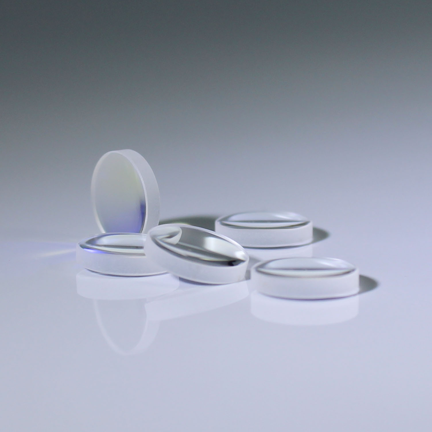 Double convex lens for precision focusing applications
