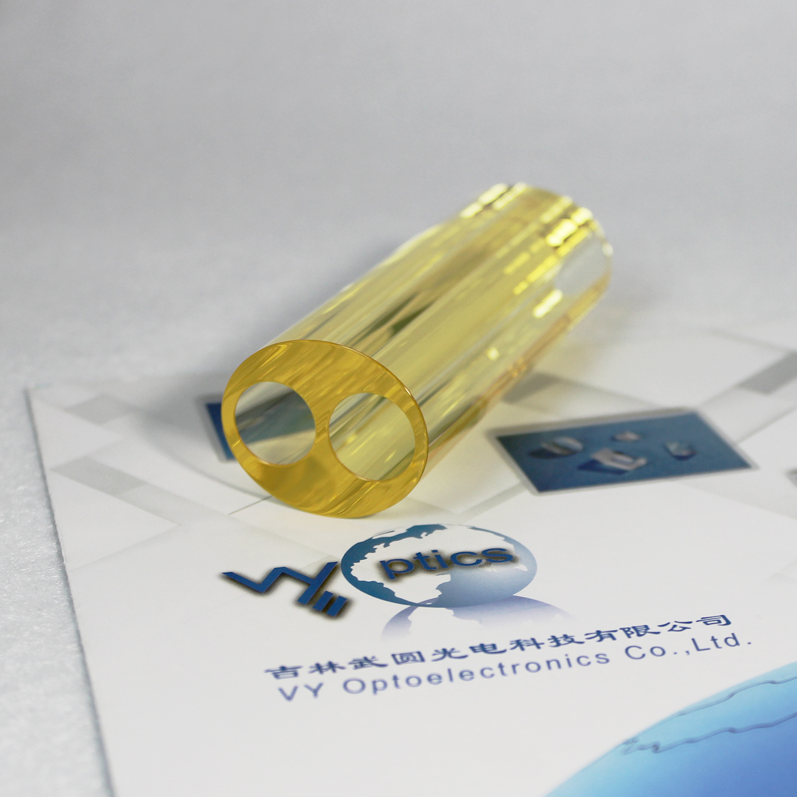Two bore laser cavity