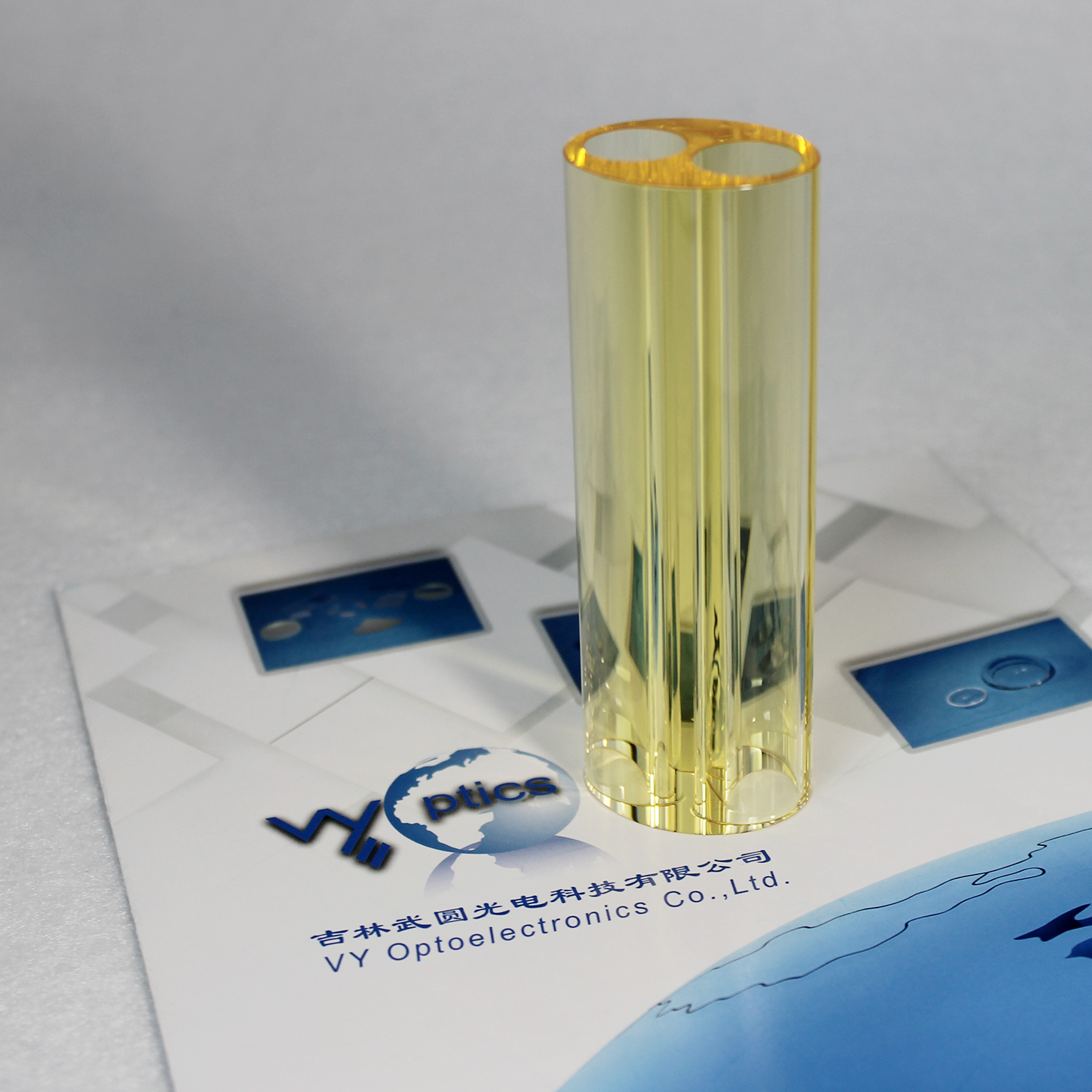 Two bore laser cavity