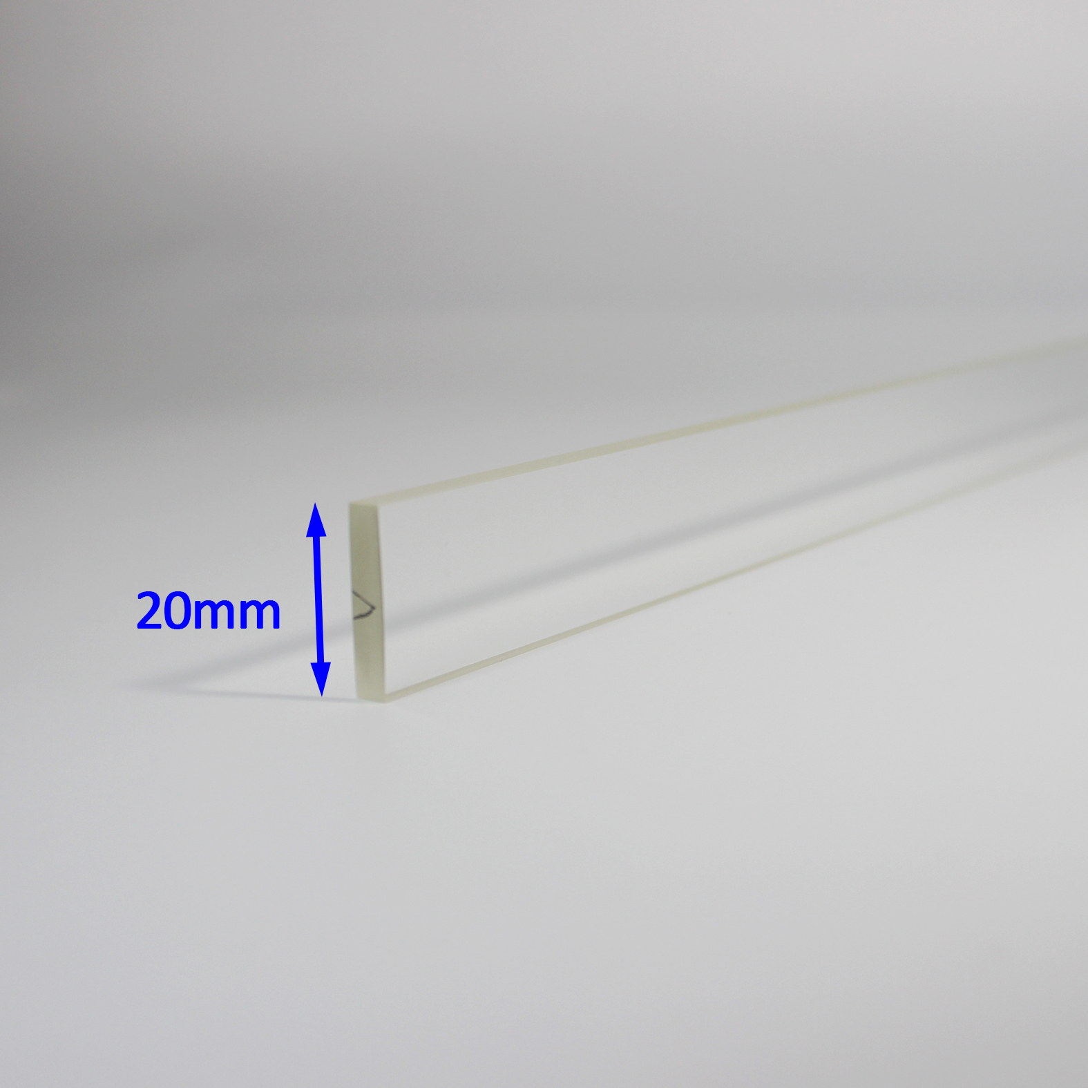 Plano convex cylindrical glass lens