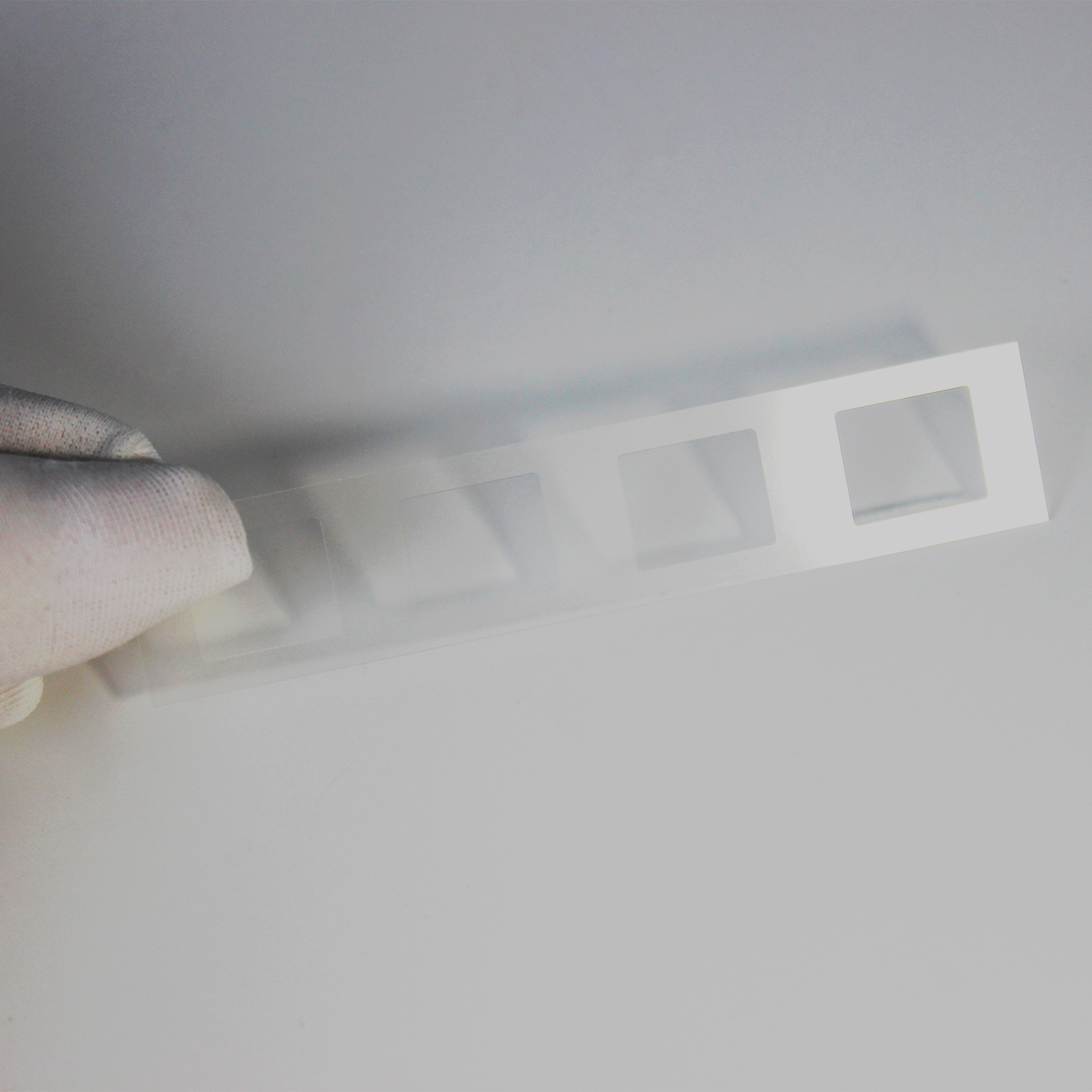 Quartz glass wafer