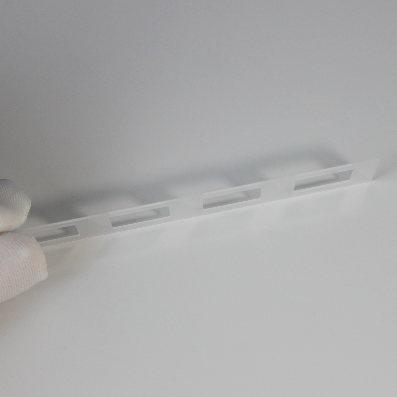 Quartz glass wafer