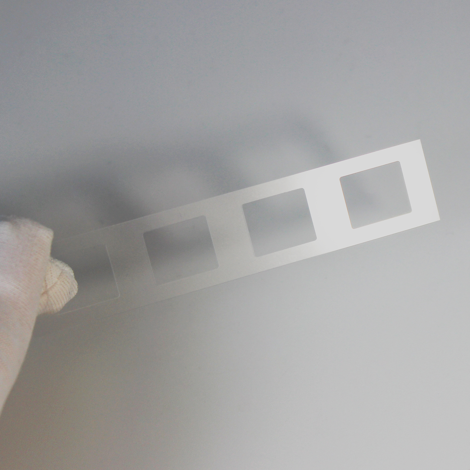 Quartz glass wafer